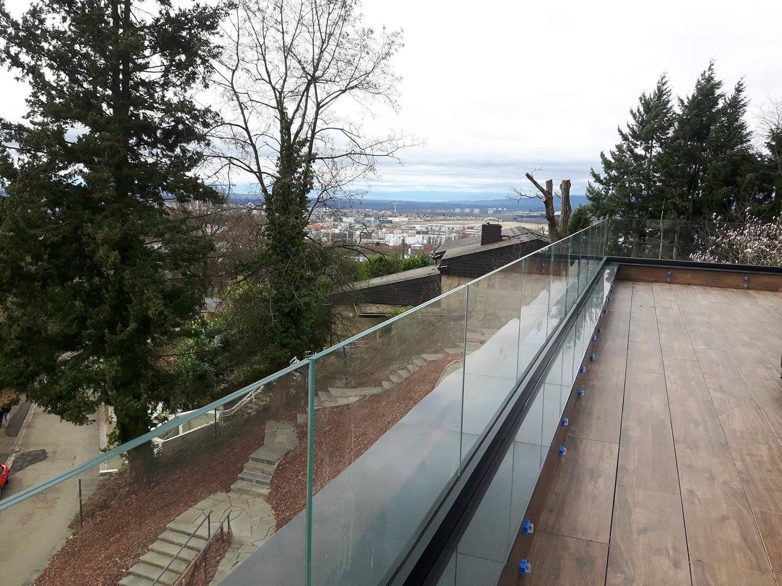 stukleni samonoseshti parapeti 5