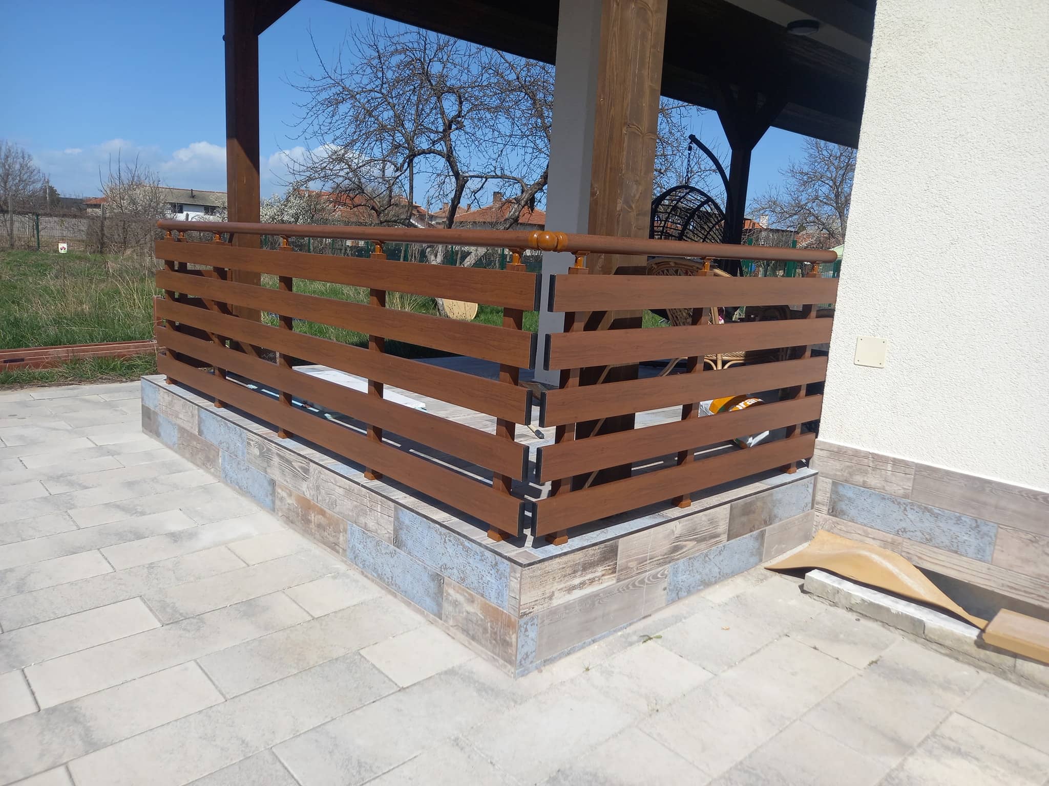 aluminiev parapet vila 11