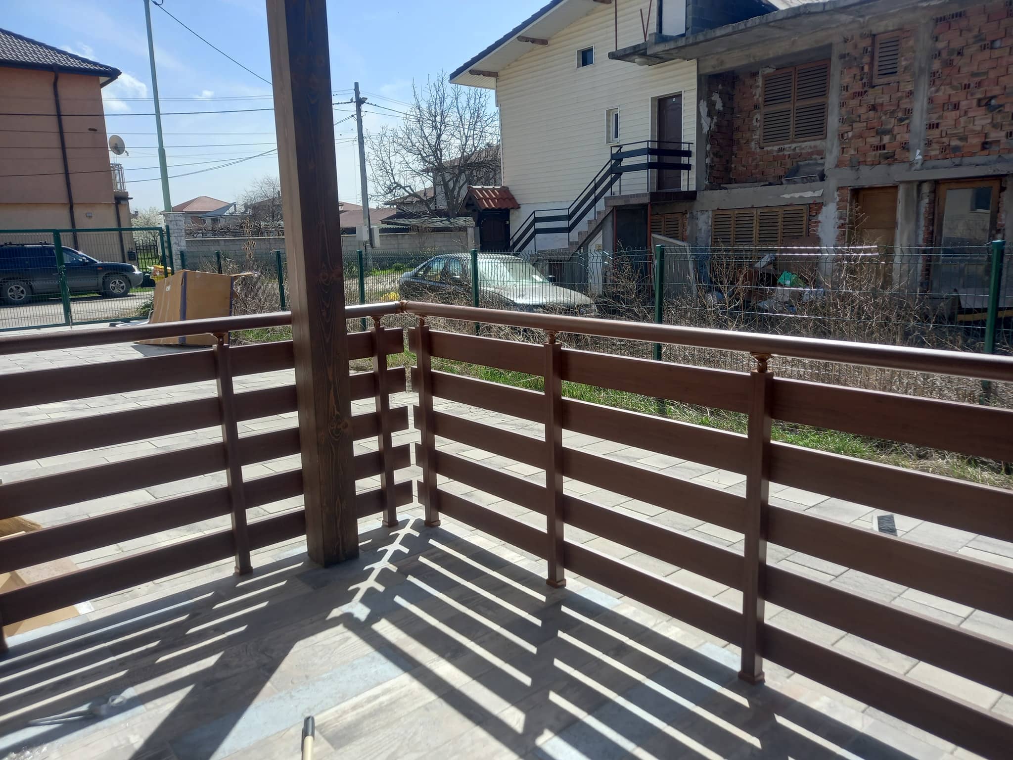 aluminiev parapet vila 12