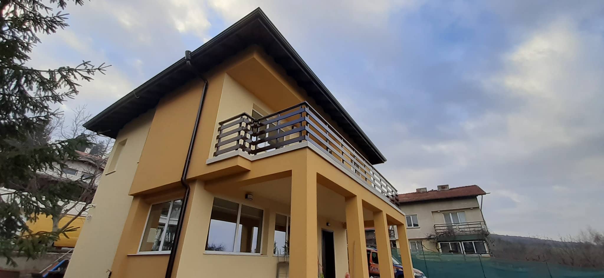 aluminiev parapet vila 40