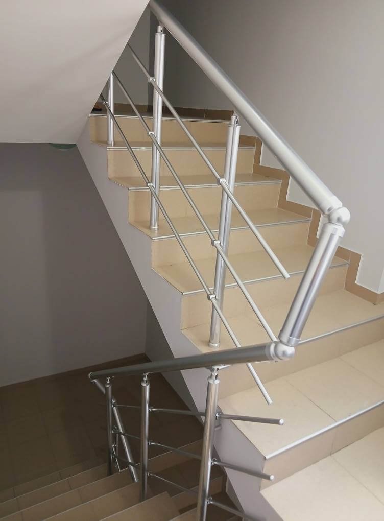 струнни алуминиеви парапети 1к6