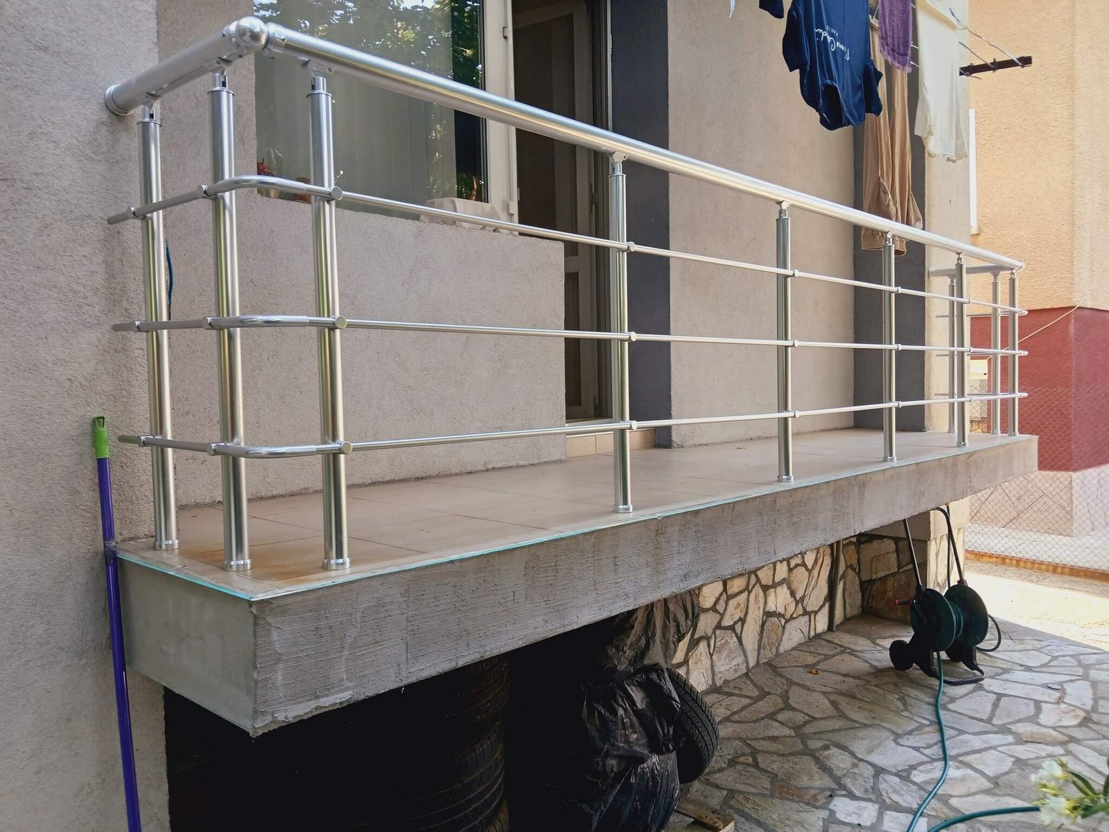 струнни алуминиеви парапети 1к8