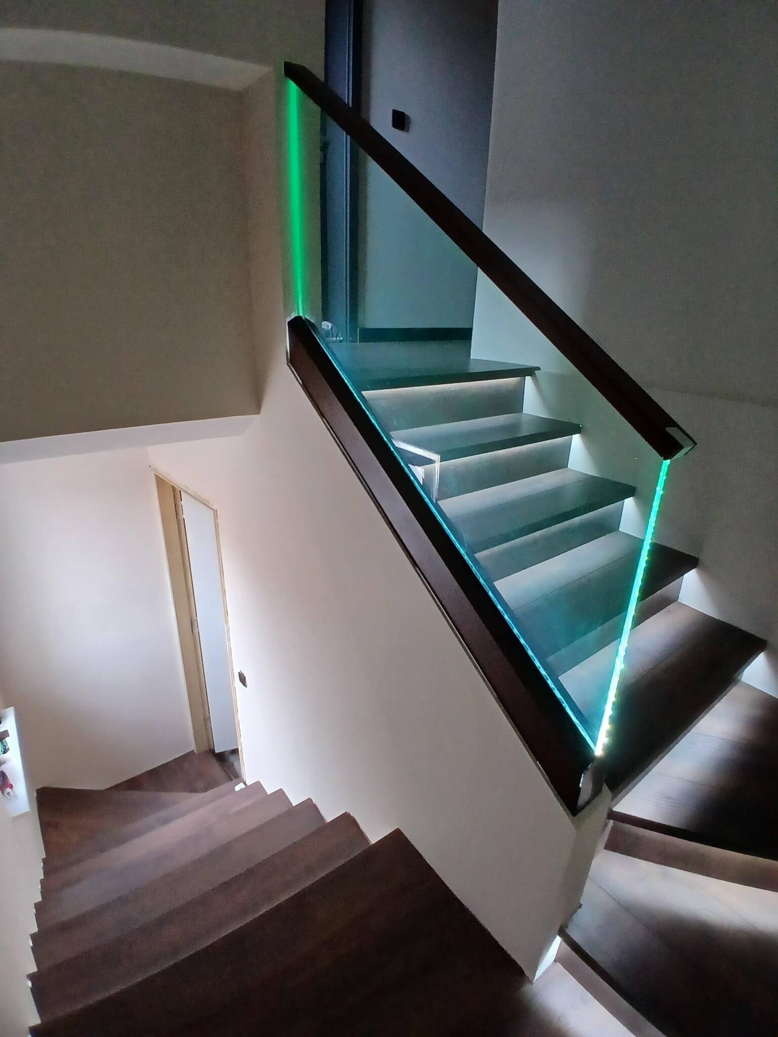 стъклени парапети н323