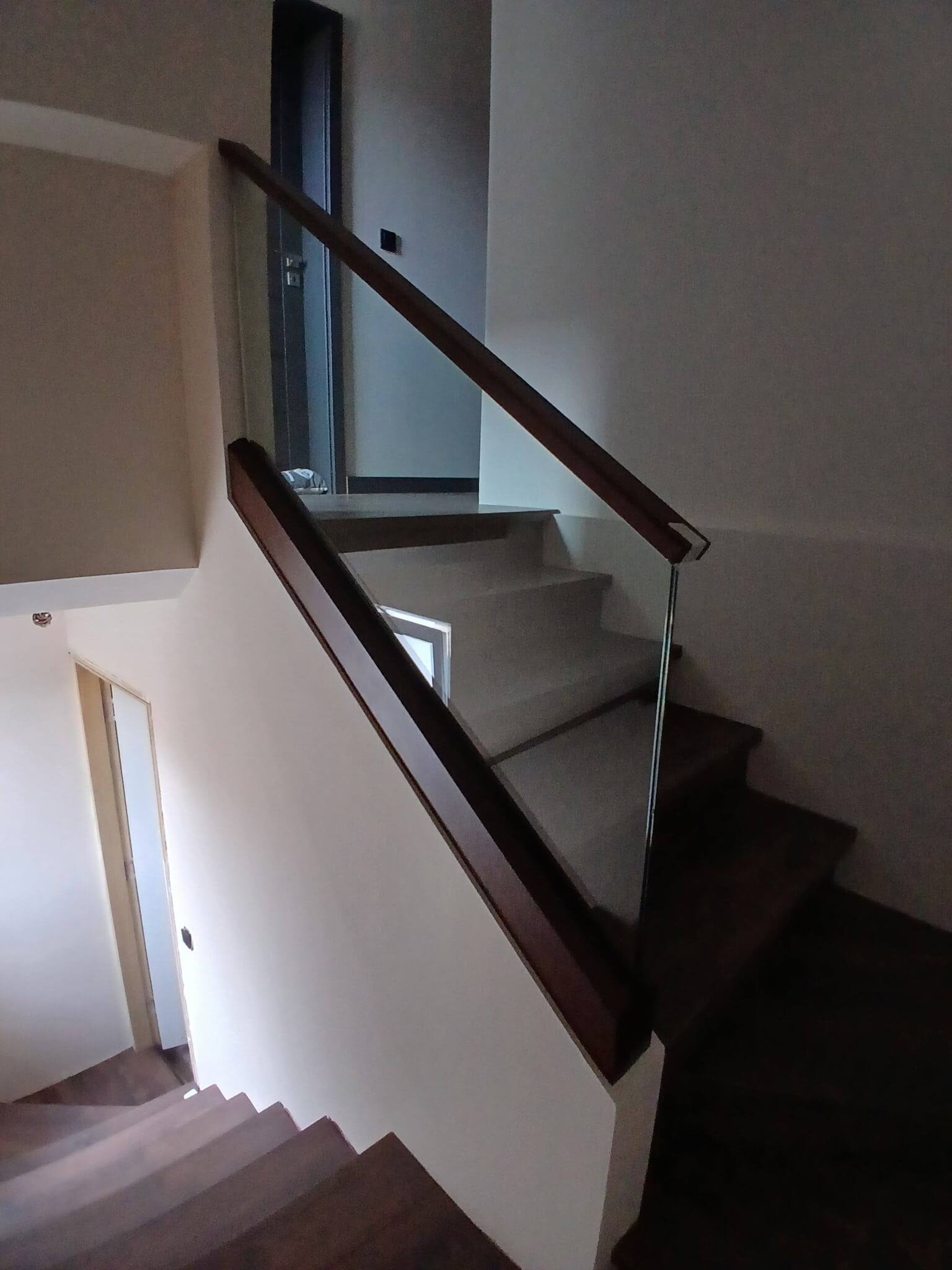 стъклени парапети н325